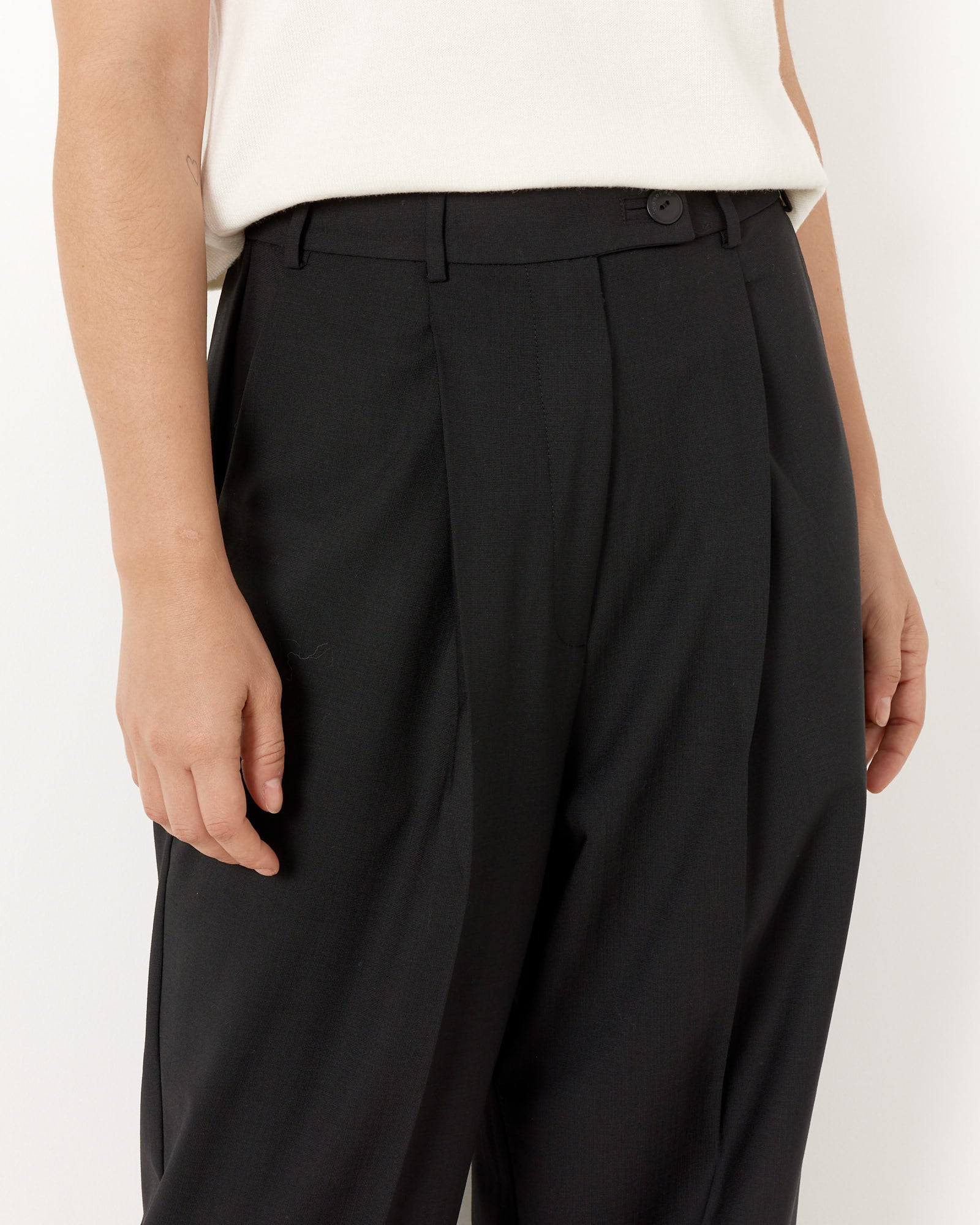 Masculine Tailoring Pant in Black