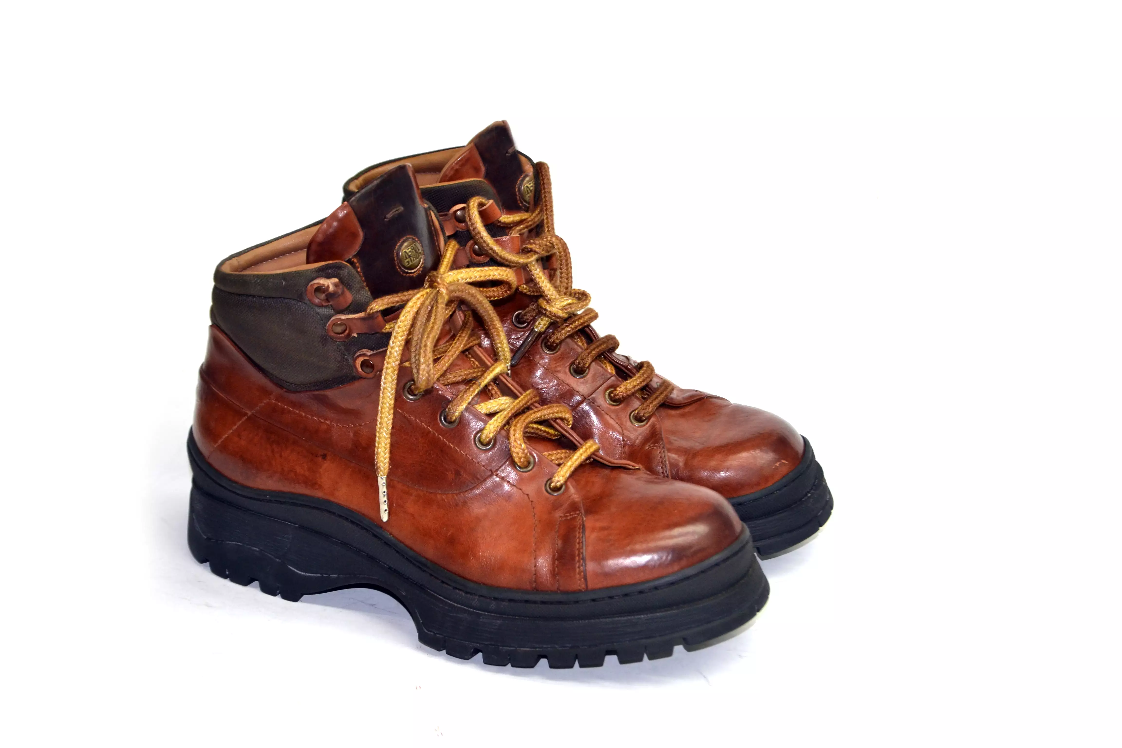 Over cognac chukka boots