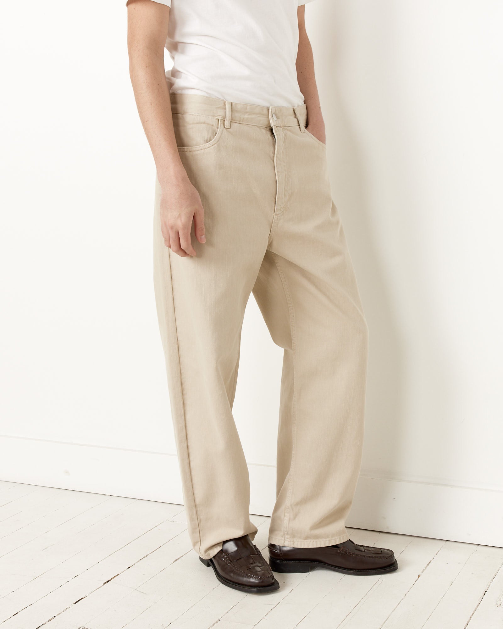 Reed Denim Pant in Dove