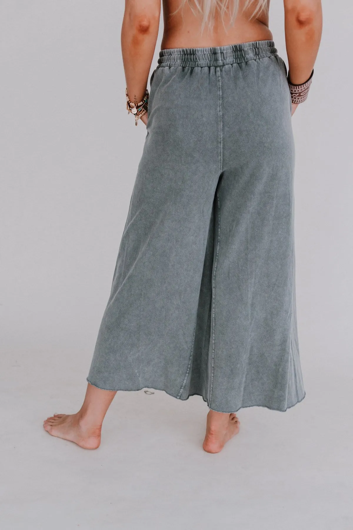 Relaxing Robin Wide Leg Pant - Ash